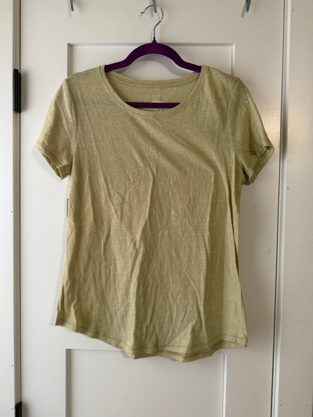 Women’s Classic Crewneck Tee - light yellow/Green